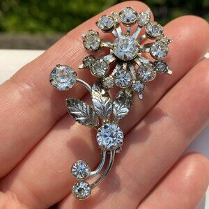 Vintage Mid-Century Flower Motif Brooch, Clear Crystal Flower Pin, 1950s-60s
